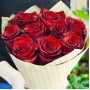 Букет Красные розы в крафте из 9 роз